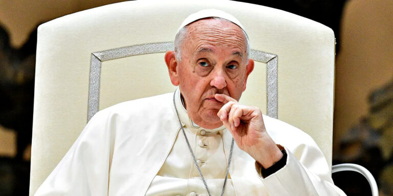 Why Pope Francis’ Ring Had to Be Destroyed After His Death – Inside the Pontiff’s Funeral