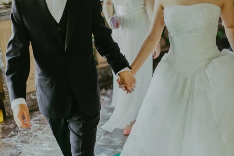 3 Unexpected Wedding Stories That Will Blow Your Mind