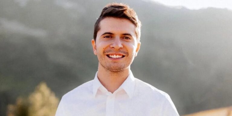 Paddleboarder, 31, Found Dead After Saving His 12-Year-Old Relative – Details