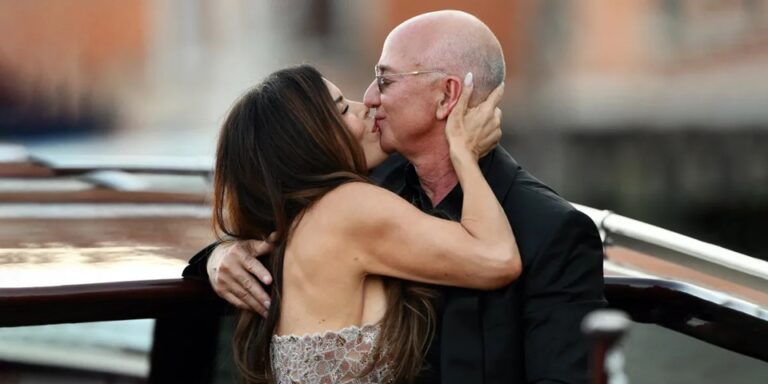 Lauren Sanchez, in a Sheer Black Dress, and Jeff Bezos Spotted Enjoying Dinner in Saint-Tropez