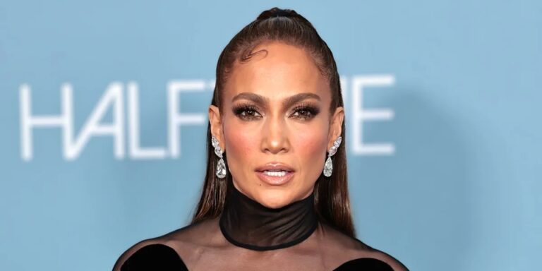 ‘Just a Queen Can Do That’: Jennifer Lopez Shocked Fans With One Particular Detail From Her Outfit During Her Tour