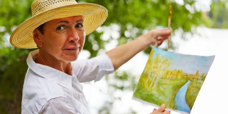 Father Got Mad When Mom Painted Instead of Doing Chores – What I Saw in Her House after the Divorce Made Me Gasp
