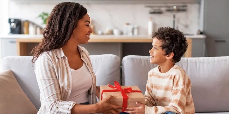 My Dad’s New Wife Banned Me From My Little Brother’s Birthday Party Saying I’m an ‘Outsider’